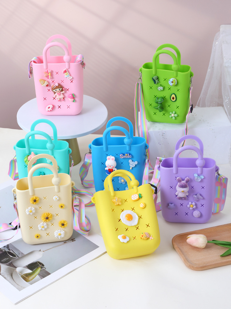 Women's Cartoon Flower PVC Open Phone Wallets display picture 1