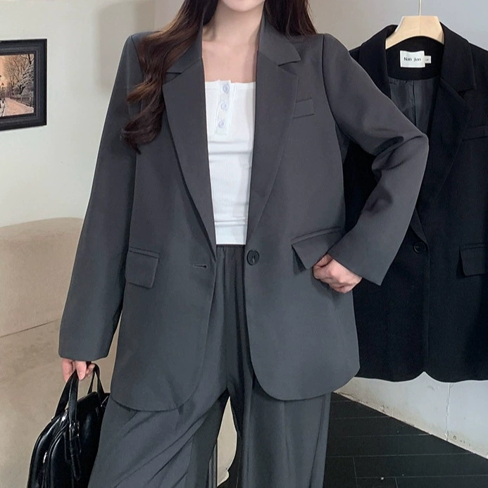 Корейский костюм женский жареный уличный смысл весной 2025 года