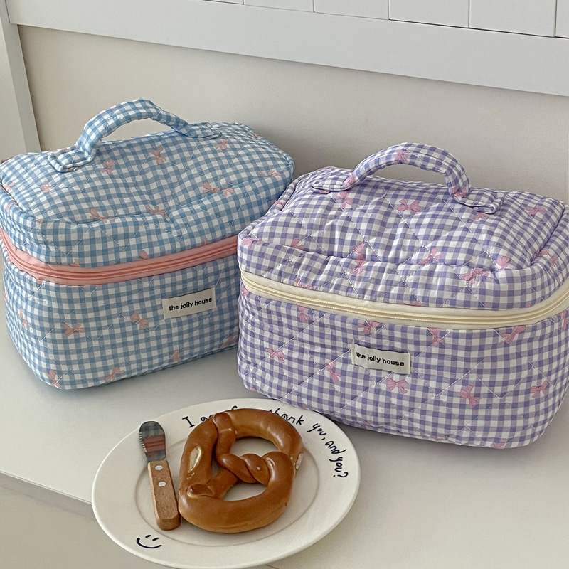 Plaid Bow Cosmetic Bag Large Capacity Sweet Student Quilted Storage Bag Portable Soft Handbag Toiletry Bag Plaid Bow Cosmetic Bag Large Capacity Sweet Student Quilted Storage Bag Portable Soft Handbag Toiletry Bag