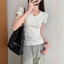 设计感小众短袖女2025新款小个子白色正肩t恤夏季显瘦百搭v领上衣