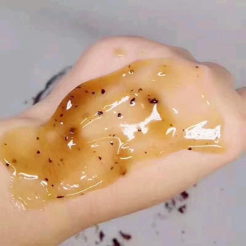 紅茶のバラの花びらのマスクはにきびを取り除いて水を補います。|undefined