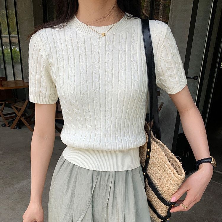 Summer Retro Women's Top Round Neck Short Slim-fit Short-sleeved Twist Sweater All-match Elegant Design Sense Advanced Sense Summer Retro Women's Top Round Neck Short Slim-fit Short-sleeved Twist Sweater All-match Elegant Design Sense Advanced Sense
