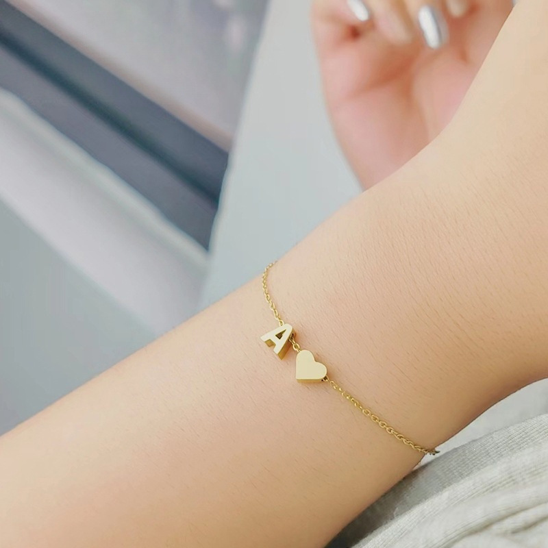 Hot-Selling 26-Letter Name Bracelet, Stainless Steel Non-Fading Heart DIY Niche Jewelry for Girls Hot-Selling 26-Letter Name Bracelet, Stainless Steel Non-Fading Heart DIY Niche Jewelry for Girls