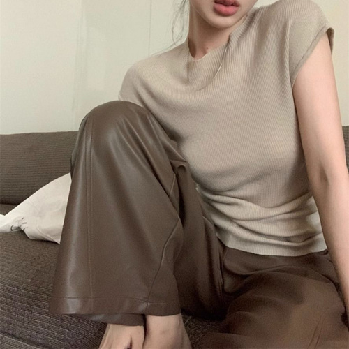 Chic Spicy Girl Knit Short-Sleeve T-Shirt for Women, Summer Retro Casual Fitted Slimming Top, White Basic Layer Shirt