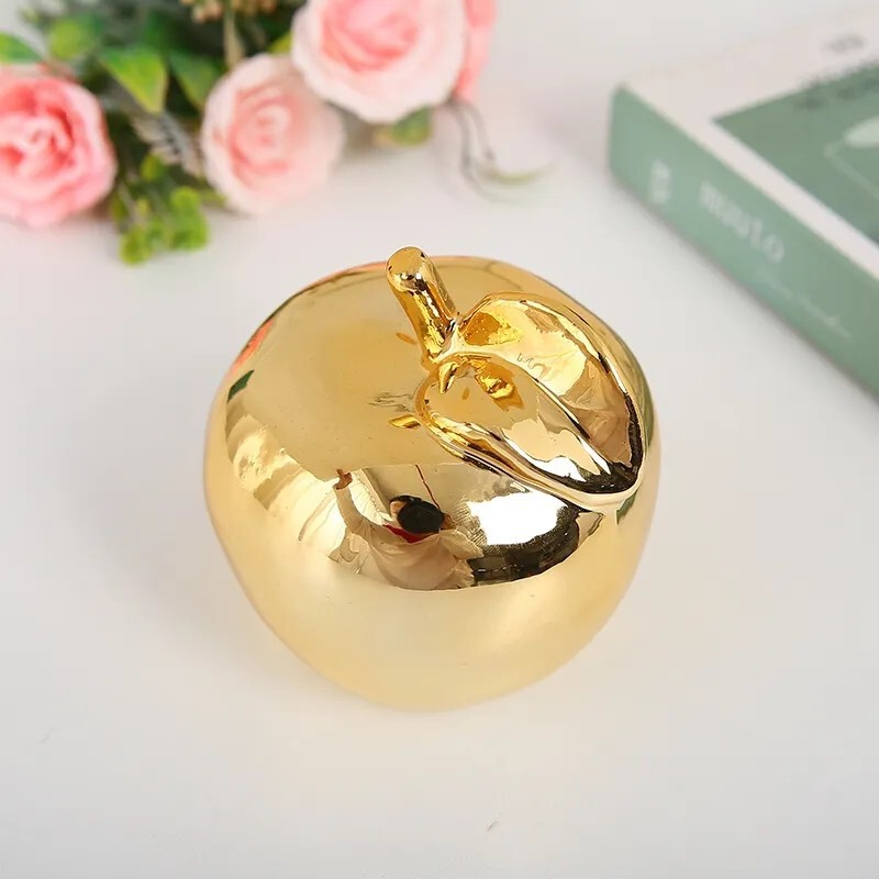 Apple ceramic gold-plated decoration home decoration modern minimalist creative living room study wine cabinet decoration Apple ceramic gold-plated decoration home decoration modern minimalist creative living room study wine cabinet decoration