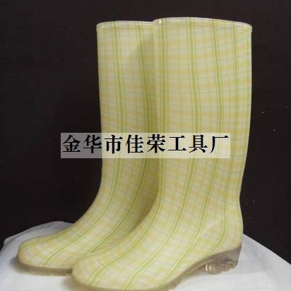 直供供应新款雨鞋 女式花样雨鞋 花纹防水耐磨防护雨鞋 可批发