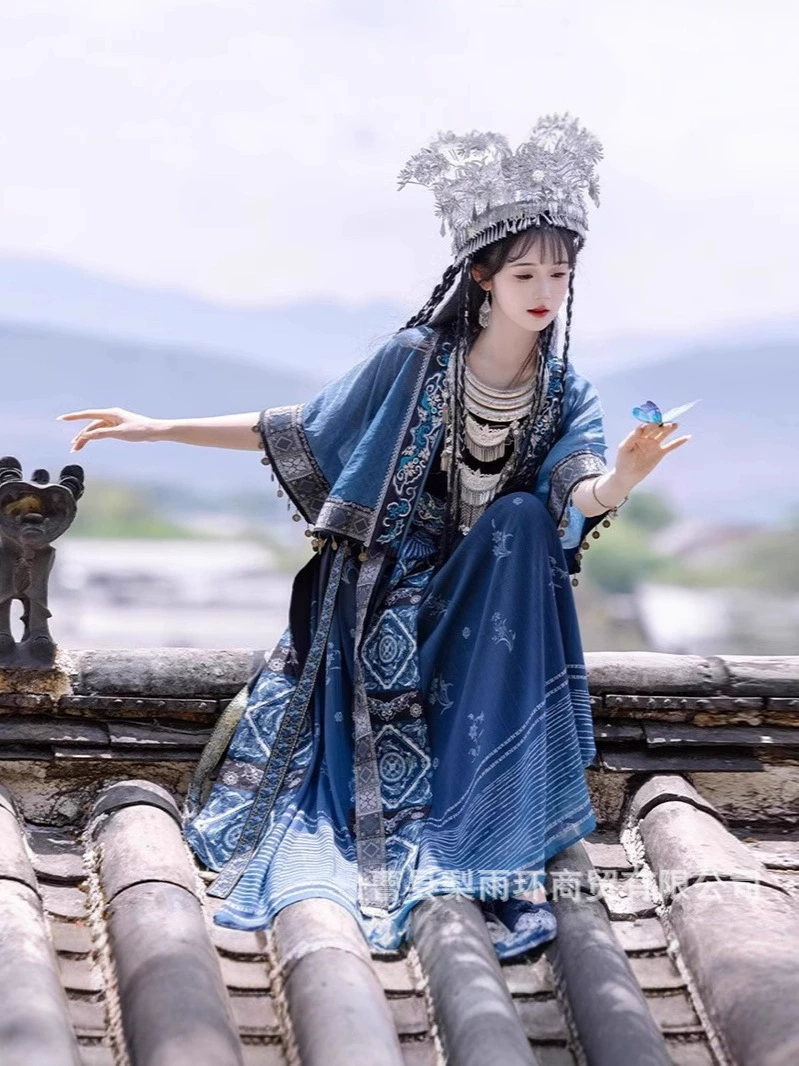 Этнический экзотический стиль Ханфу с элементами Хань, тяжелое мастерство, топ на пуговицах спереди, этническая одежда Миао, новый весенне-осенний стиль.