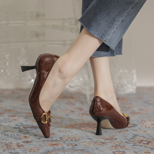 2135-1 Autumn and winter new style French retro brown high heels solid color fashion microfiber women's shoes square toe stiletto shoes