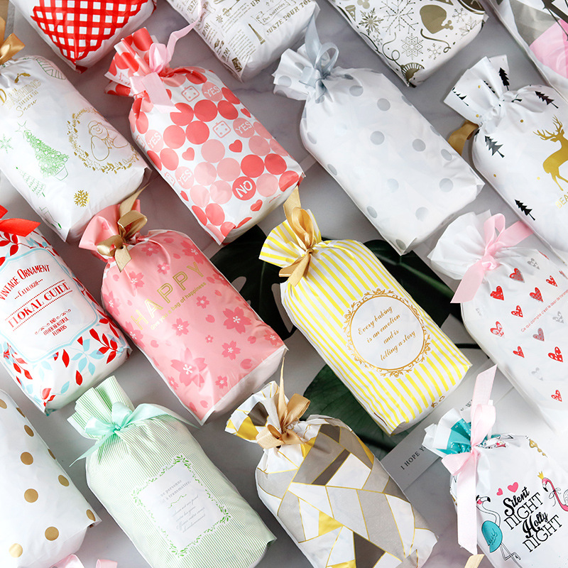 雪花酥抽绳包装袋圣诞节礼品束口袋牛轧糖奶枣包装袋圣诞树糖果袋