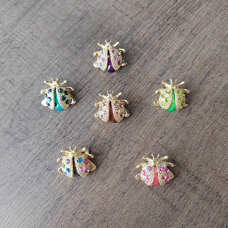 Fashion Personality Vintage Brooch Beetle Seven Stars Ladybug Colorful Corsage Clothing Accessories_voghion.com