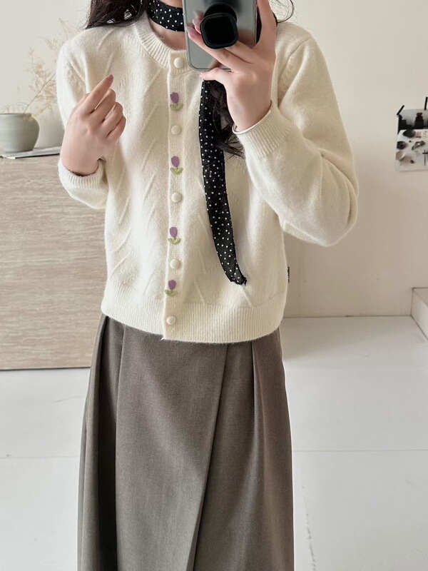 韩系温柔风针织开衫外套女2025新款初秋设计感小众宽松显瘦上衣|undefined