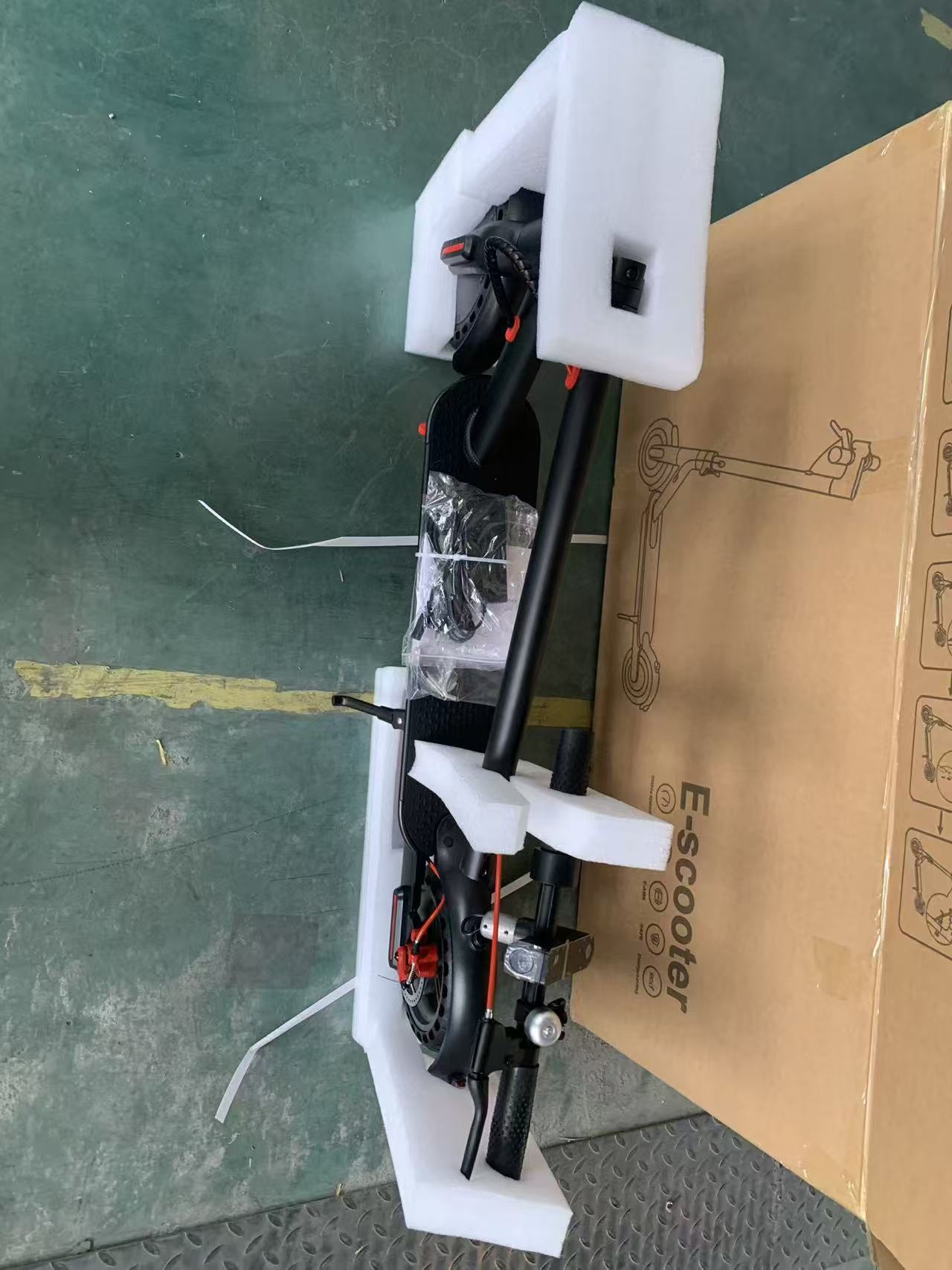 Factory Direct Supply of Adult Electric Scooters, Foldable Export Electric Scooters, Mobility Electric Scooters
