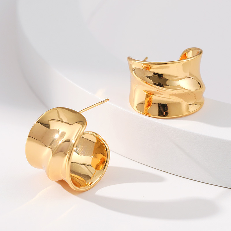 Pendientes de latón con baño de 18k con diseño asimétrico en forma de C, estilo moderno y minimalista para mujer, mayorista