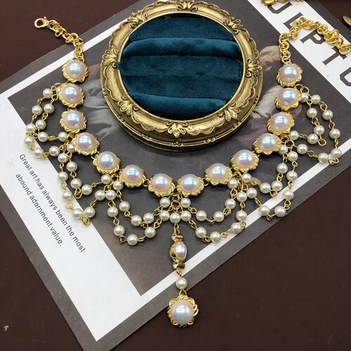 Western Medieval Necklaces, Macai Shell Pearl Pendant Necklace, Braided Necklace, Fashionable Clavicle Chain Earrings Set