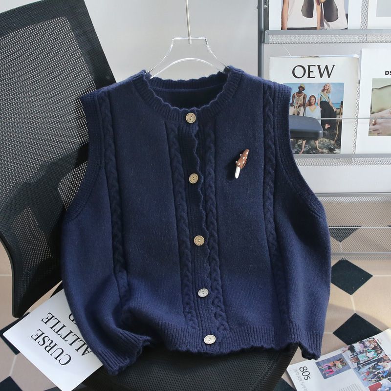 Knitted vest