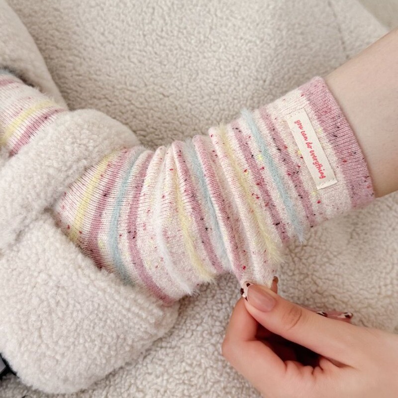 Striped Color-Block Wool Socks for Women, Mid-Calf Socks for Autumn and Winter, Thickened Warm Wool Yarn Long Slouch Socks