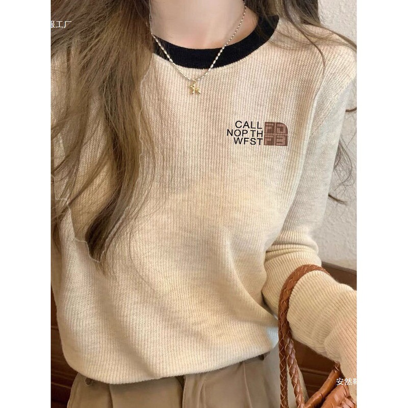 Early autumn chic color-blocked long-sleeve T-shirt for women, 2026 new style, high-end feel, for petite figures, with added fleece lining, suitable as a base layer top Early autumn chic color-blocked long-sleeve T-shirt for women, 2026 new style, high-end feel, for petite figures, with added fleece lining, suitable as a base layer top