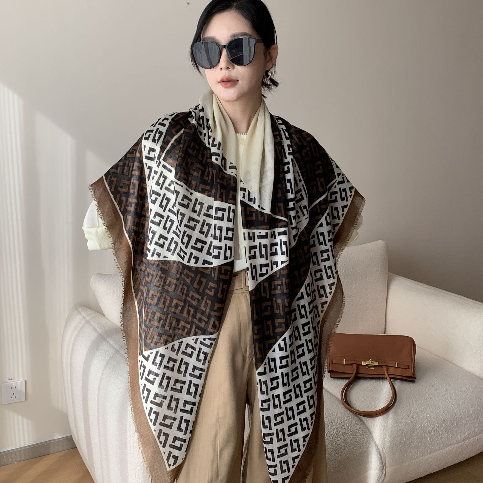 Moda algodón y lino sensación toallas cuadradas en forma de círculo geométrico protector solar para mujeres otoño y invierno nuevo temperamento color combinación toallas cuadradas