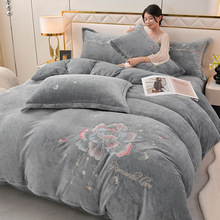 �Ӻ�ţ�̽q�ļ���ֱ��һ�����l������ů������Ʒ�p��q�̽��ļ���