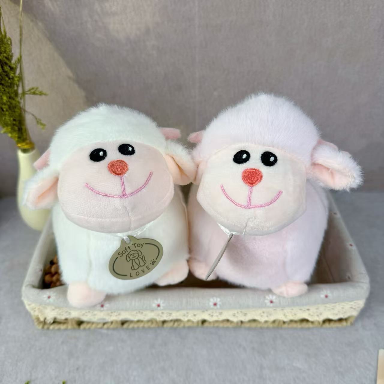 Nuevos peluches, muñecos de ocho pulgadas para máquinas de garras, populares muñecos para lanzar en bodas, regalos promocionales, juguetes al por mayor