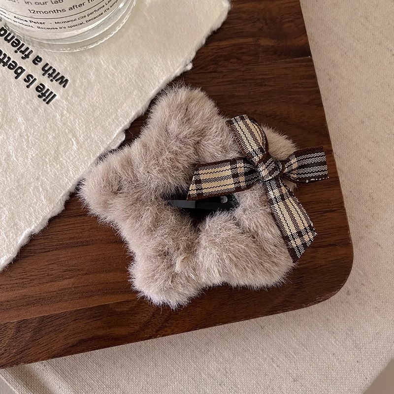 Arco de peluche estrella pentagonal clip de cabello frente lateral clip de frangeo detrás de la cabeza cabello roto BB tocado de invierno mujer