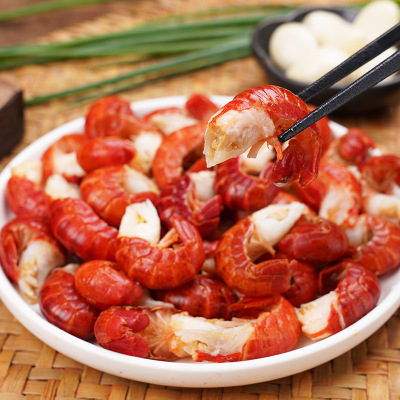 鱻谣冷冻鲜活小龙虾尾加热即食无冰衣虾尾配调料香辣盒装虾球批发