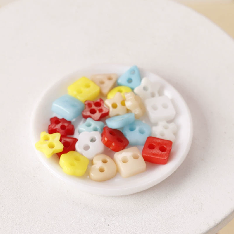 Micro Food Play ob11 Кукольная одежда аксессуары пуговицы мини-модель dollhouse аксессуары для одежды 12 минут diy