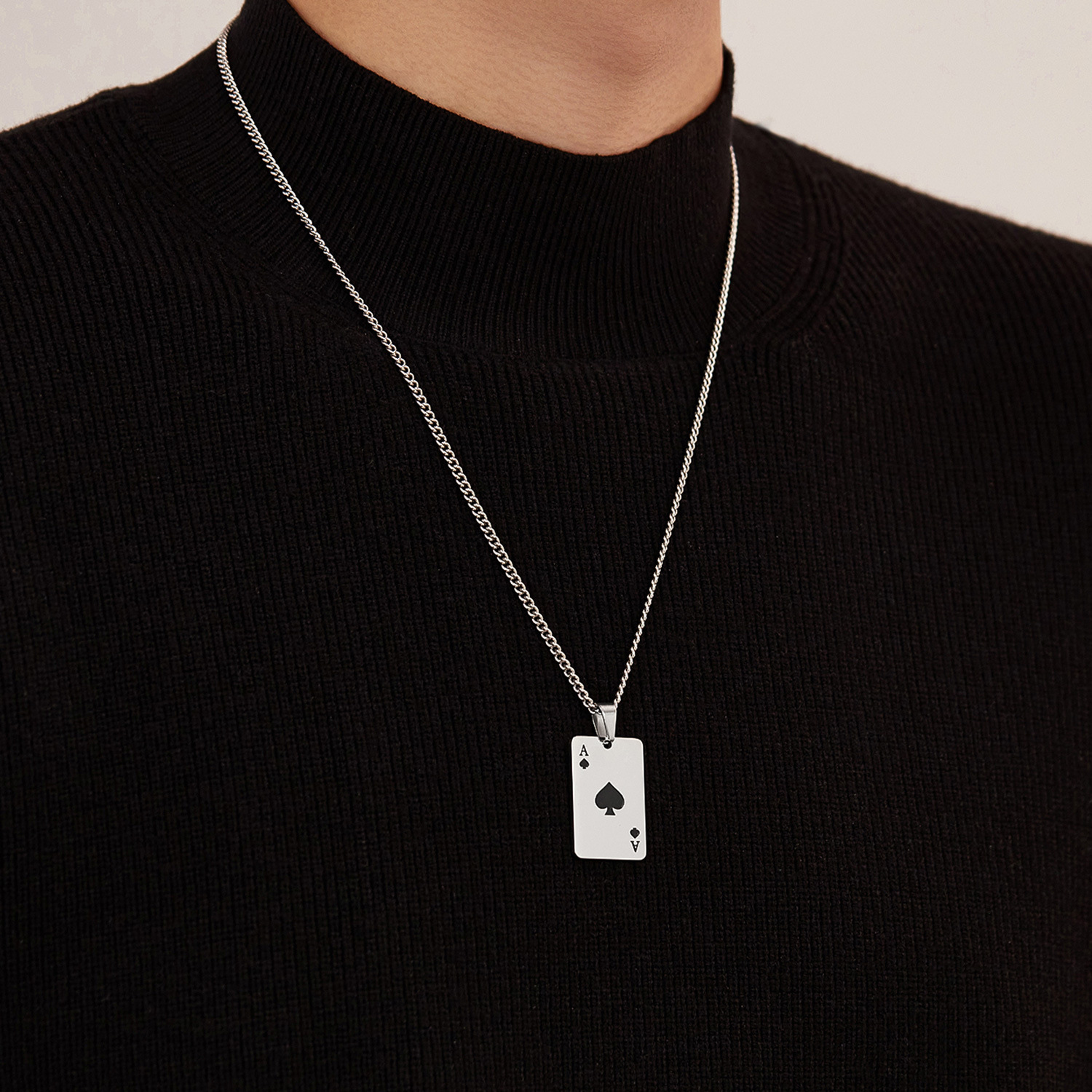 European and American Cross-Border Jewelry Wholesale Fashion Trendy Hip-Hop Titanium Steel Necklace for Women Simple Heart Stainless Steel Pendant Jewelry