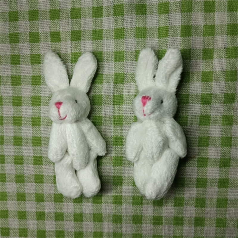 7.5cm 순백색 장모 토끼