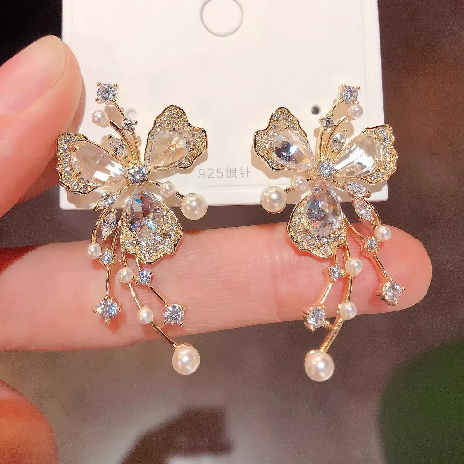 1 Pair Fairy Style Butterfly Inlay Copper Artificial Diamond Drop Earrings display picture 1