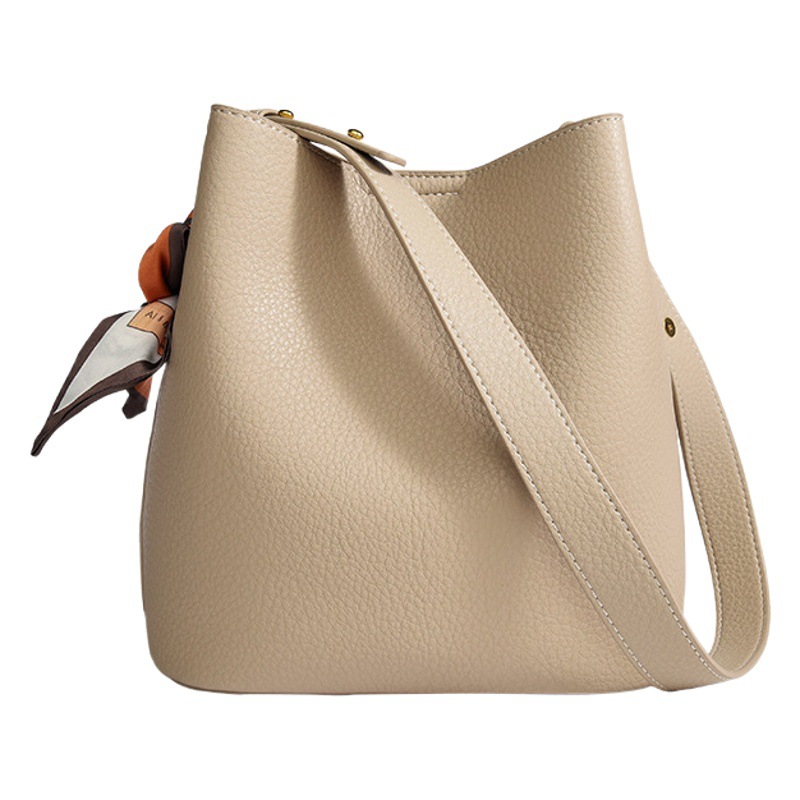 Soft Leather Bucket Bag for Women with Silk Scarf Mother Bag 2025 New Single Shoulder Crossbody Bag Casual High-End Commuter Tote Bag