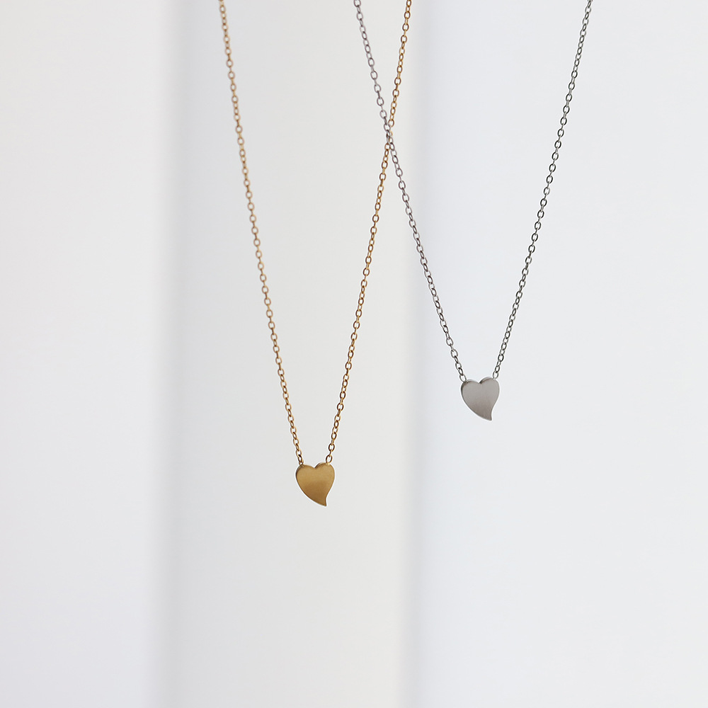 Simple Style Heart Shape Solid Color Titanium Steel Necklace 1 Piece