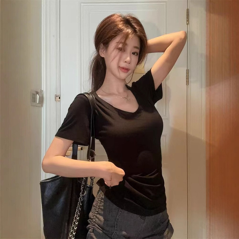 小心机设计感V领短袖女2025夏季新款辣妹上衣外贸东南亚欧美T恤潮|undefined