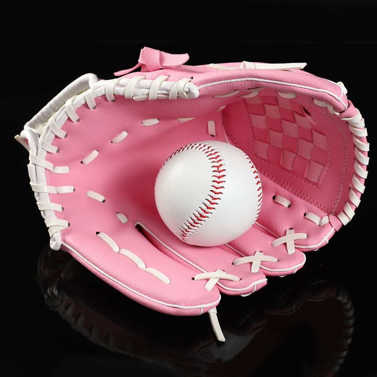 Softball gloves made of environmentally friendly and biodegradable materials that won't hurt your hands. Manufacturer of infield pitching baseball gloves, direct sales from the source.