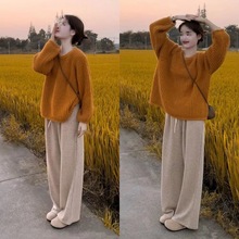 秋冬套装女新款洋气茶系穿搭韩版新款麦色圆领毛衣直筒裤子两件套