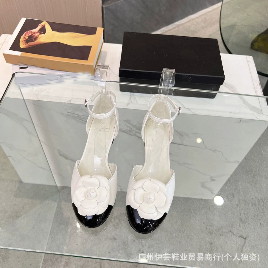 2024 новая классическая mountain camellia flat sandals on the side empty stitching leather fashion with round head with single shoes