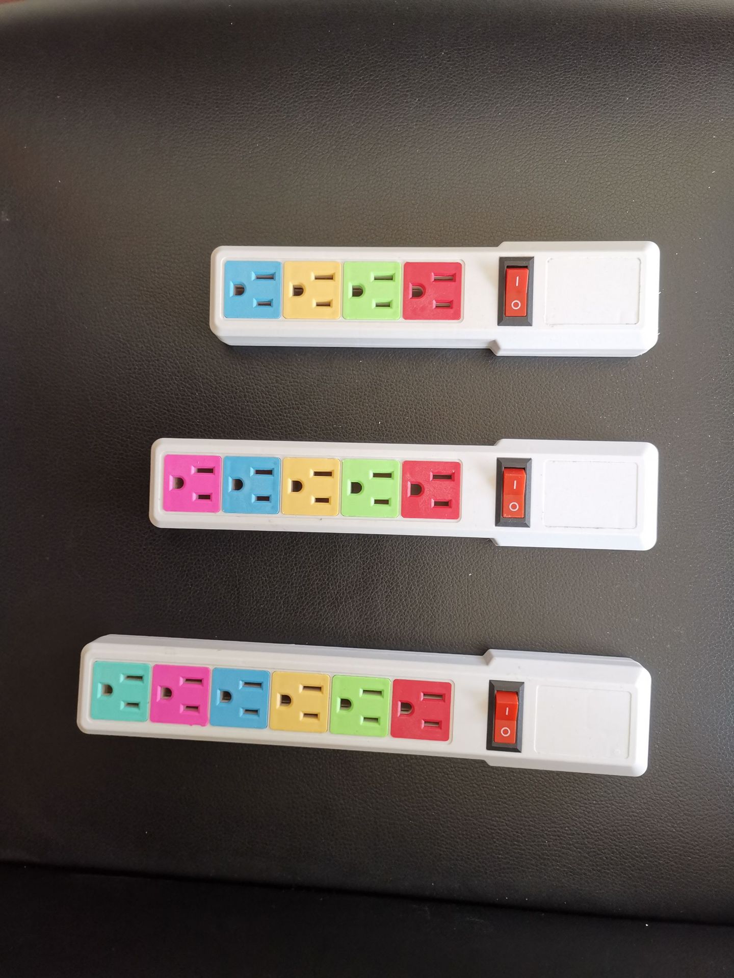 厂家直销  南美市场 美式4孔 5孔 6孔 拖线板带开关