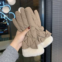 Женские зимние утолщенные бархатные велосипедные перчатки для защиты от холода и сенсорного экрана, женские зимние велосипедные теплые хлопковые перчатки для электромобилей