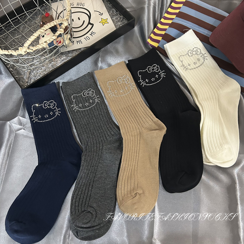 新款可爱烫钻猫咪秋冬欧货袜子洋气卡通棉中筒袜堆堆袜无骨潮袜|undefined