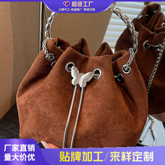 外贸小众设计包包简约女式2025新款秋冬链条斜挎包今年流行水桶包