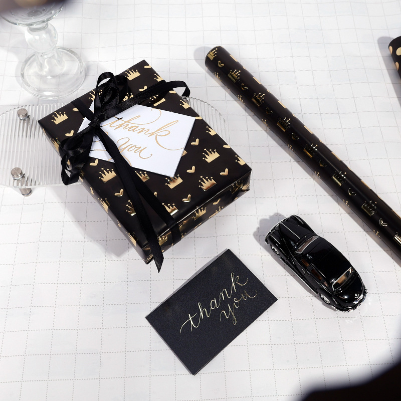 Amazon transfronterizo estampado negro papel de embalaje de regalo de gran tamaño punto de oro negro corona papel de embalaje de regalo de amor