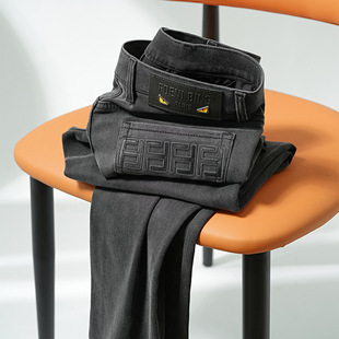 ���б؂�~�߶�С��ħƤ����ʿţ��ѝ�L�q�޻�ɫ�͹��L�������eѝ