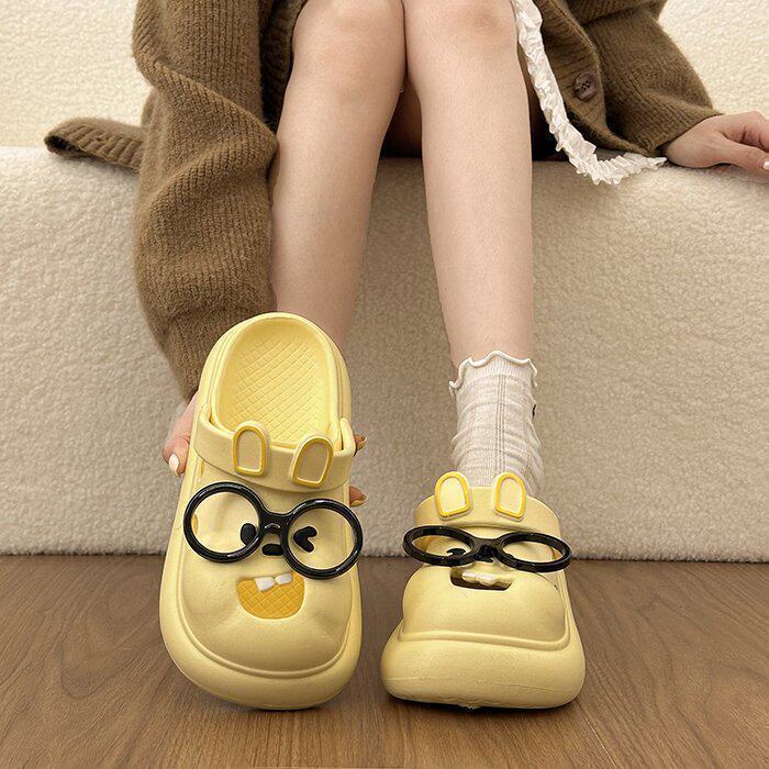 Eva Clogs for Women 2026 New Model Sandals Slippers Men's Beach Shoes Closed-Toe Slippers Women's Summer Outdoor Wear