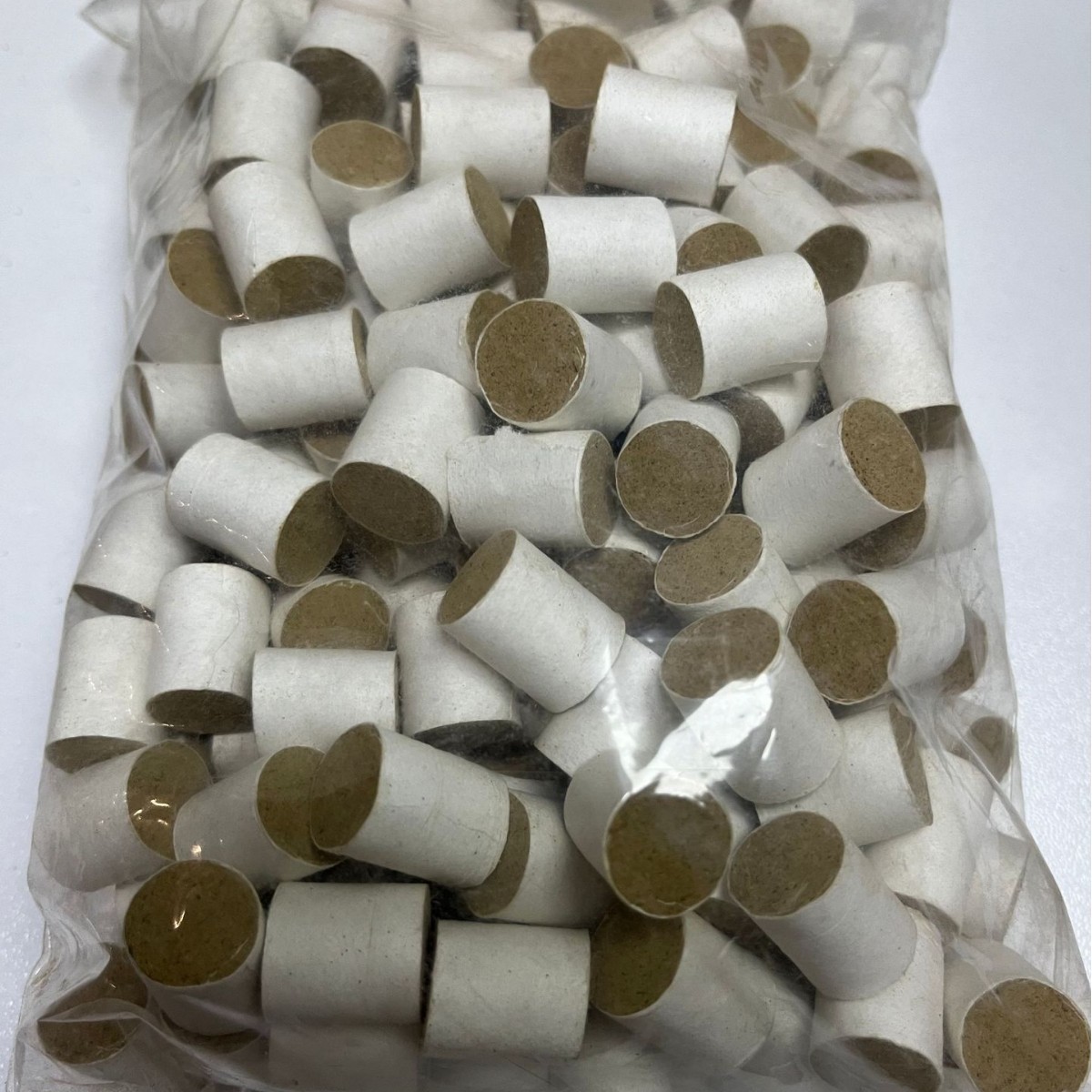 Five-Year Aged Moxa Cones Xiao Ai Zhu 100 Count Moxibustion Sticks for Facial and Body Use quality and texture