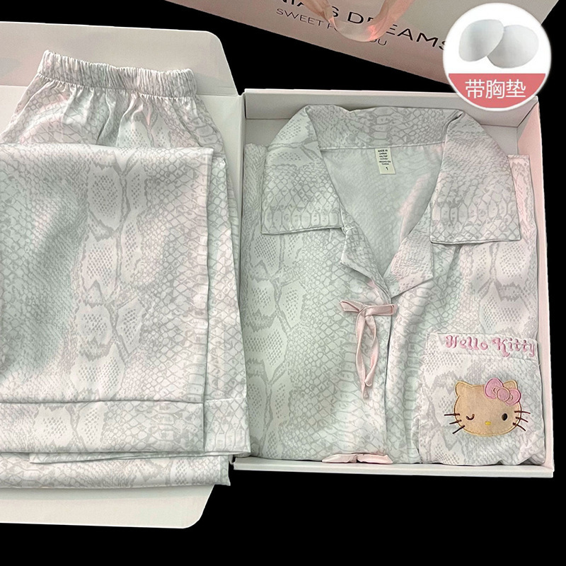 Women's ice silk long-sleeve pajamas with chest pads, cute cartoon style, thin, can be worn outside, two-piece set with long pants Women's ice silk long-sleeve pajamas with chest pads, cute cartoon style, thin, can be worn outside, two-piece set with long pants