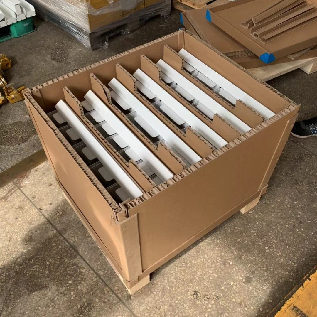 厂家专业生产蜂窝箱/高强度纸箱/可代替木箱/出口木箱