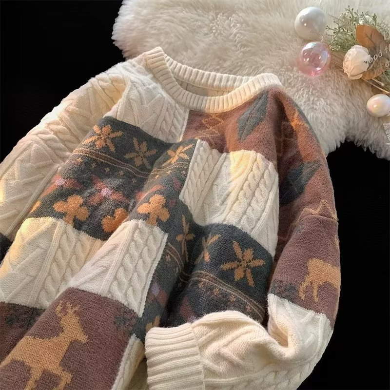 Layered men's winter trend, thickened lazy bottom knit with patchwork for warmth and loose fitting sweater jacket_voghion.com