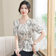 妈妈中年洋气短袖夏装2025T恤新款中年时尚休闲大码百塔显瘦衬衫