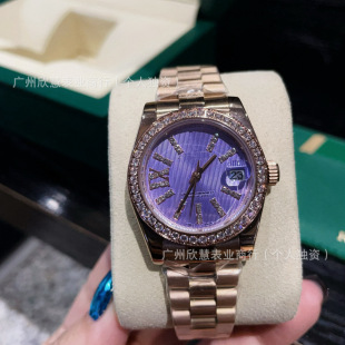�羳С�t�������]��־ϵ�н���Ů�о䓎�ԭ�b����΢�ڼ�Ů��