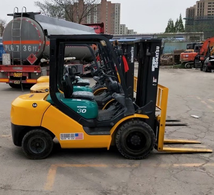 小松3吨叉车出售